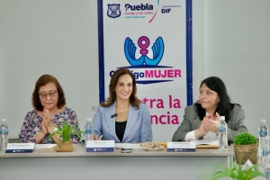 SMDIF Puebla atiende violencia contra las mujeres con mesa interinstitucional