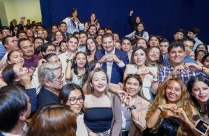 Becas de Conectividad fortalecen bienestar educativo de j&oacute;venes poblanos