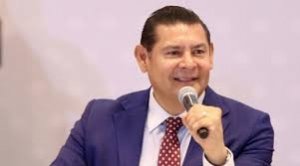 Encuentran irregularidades en cuatro dependencias; ya hay denuncias: Armenta