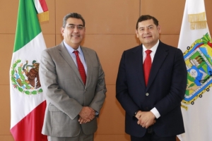 Gobernador Sergio Céspedes y el líder del Senado Alejandro Armenta trabajan por Puebla