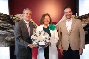 El valor humano es motor de desarrollo: Rosario Mar&iacute;n
