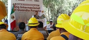 Armenta anuncia viviendas para brigadistas, guardias forestales y polic&iacute;as