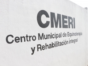 Atiende área de diagnóstico y rehabilitación del CMERI a 40 niños al día