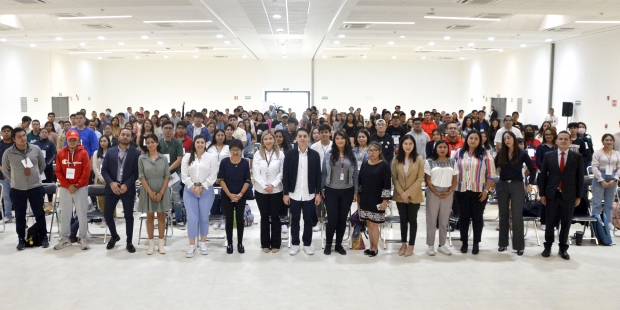 Inaugura Rectora María Lilia Cedillo Ramírez los foros “Conocimiento y Juventud 2023. Aprender, proponer, participar”