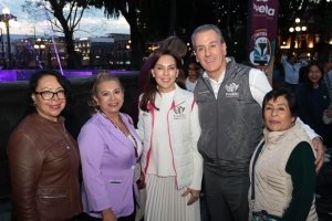 Impulsa Pepe Chedraui Mujeres que Brillan con iluminaci&oacute;n violeta de las fuentes de la ciudad por el D&iacute;a de la Mujer