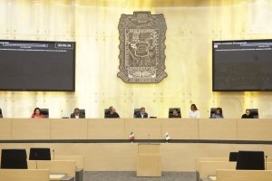 Congreso recibe renuncias de regidores y suplentes de Tepeyahualco y Esperanza