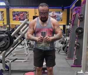 De brillar en la lucha libre a ser maestro de universidad: la historia de Psicosis II