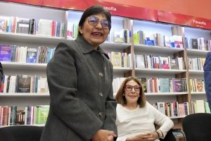 Sabina Berman presenta Los billonarios desaparecen&hellip; en Librer&iacute;as BUAP