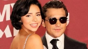 &Aacute;ngela Aguilar deja a Christian Nodal tras pol&eacute;mica de 'Un vals': reportan su separaci&oacute;n