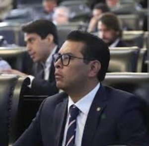 Nestor Camarillo es un narcopol&iacute;tico