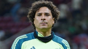 Memo Ochoa &#039;da la cara&#039; tras las críticas por error con Selección Mexicana